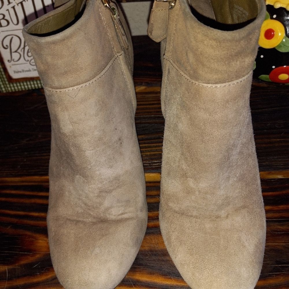 Tory Burch Fulton Bootie/Ankle Boots Suede - Picture 2 of 11